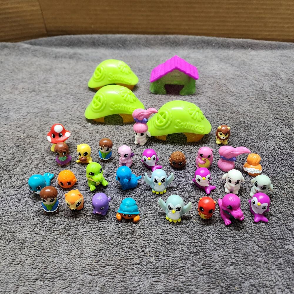 Lot Squinkies figures and accessories over 30 pieces b49